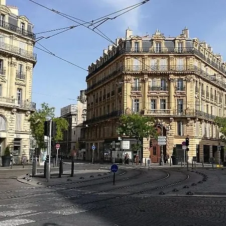Beautiful In The Heart Of Apartment Marseilles